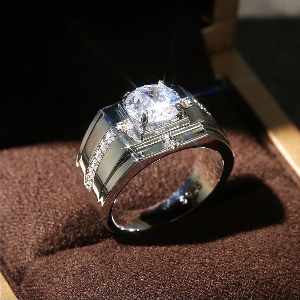 New mens icy flashy rock star hip hop ring - Picture 6 of 6